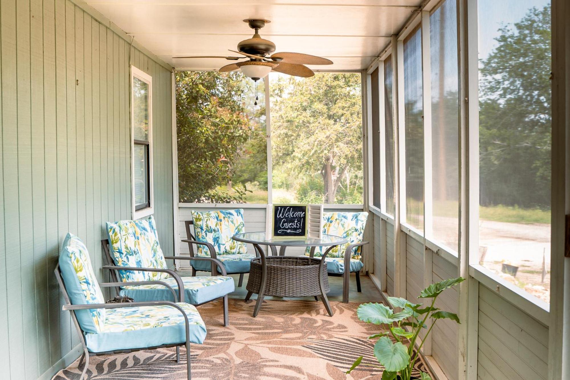 Hadley'S House - A Country 3 Bdrm With Screened-In Porch New Braunfels Dış mekan fotoğraf